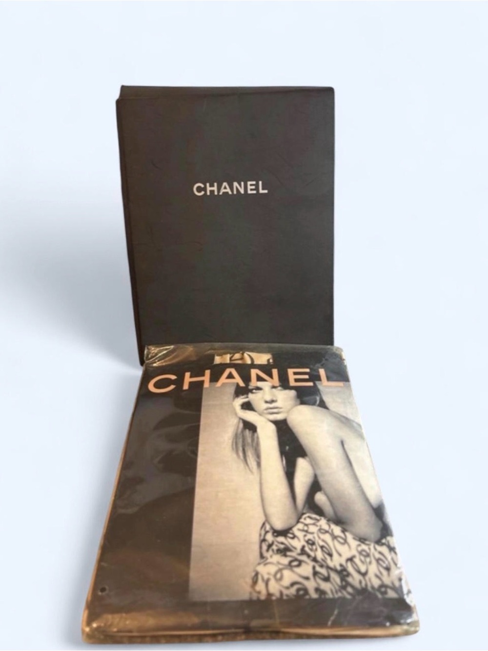 Vintage Chanel pattern tights in tan and black